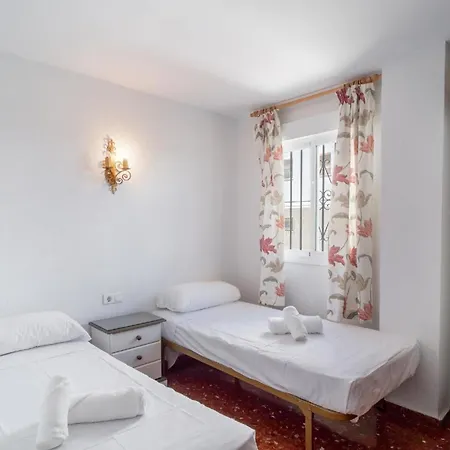 Fuer 6 Personen Ca 90 Qm In Nerja, Andalusien Costa Del Sol Apartment *